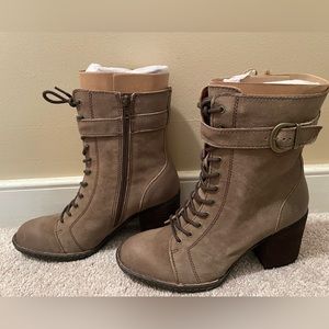 Brand New Born Cass Taupe Distressed Boots Size 9.5